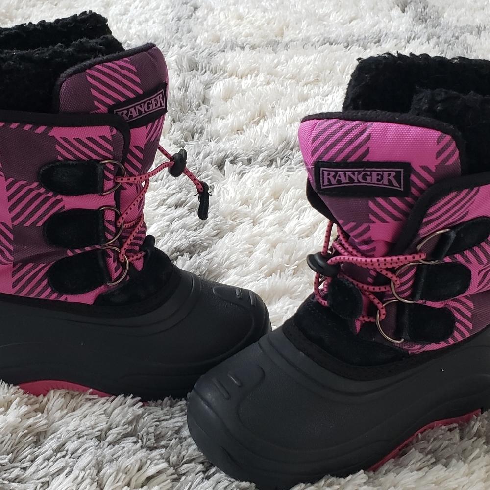 Girls 12 Ranger winter boots